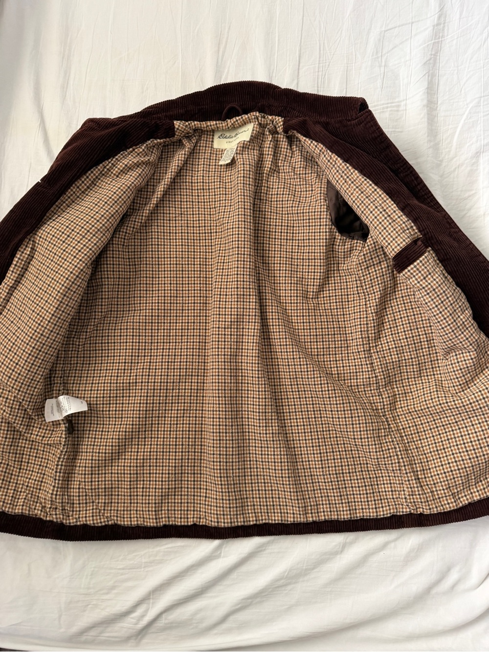 Eddie Bauer Corduroy Shirt barn Jacket in Dark Brown - Picture 7 of 8